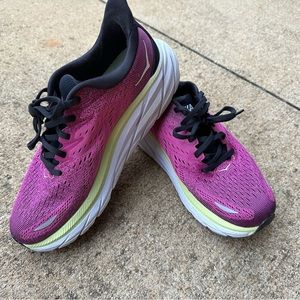 Hoka Clifton shoes. Size 8.5